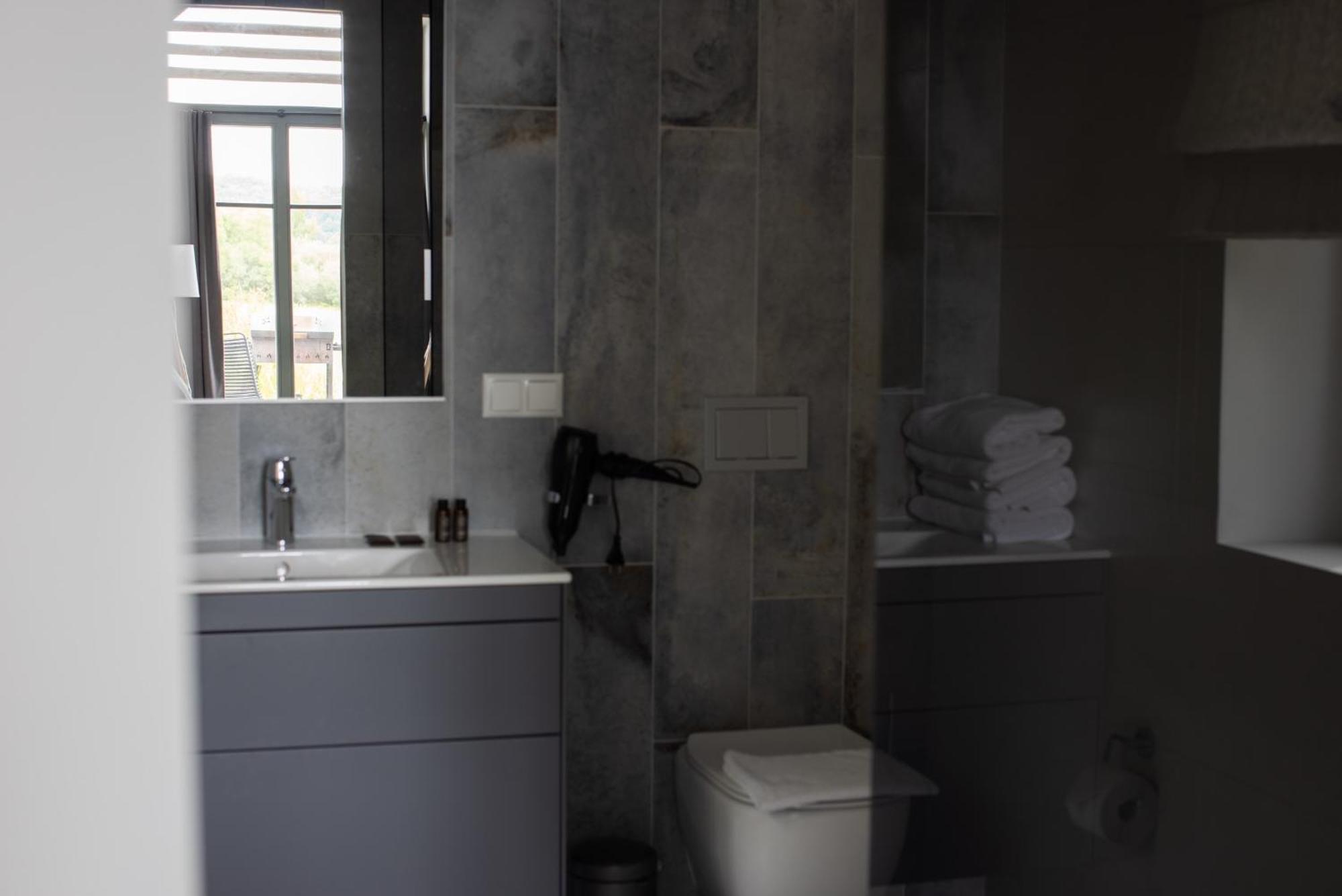 Utriai Guest Place Ngoại thất bức ảnh